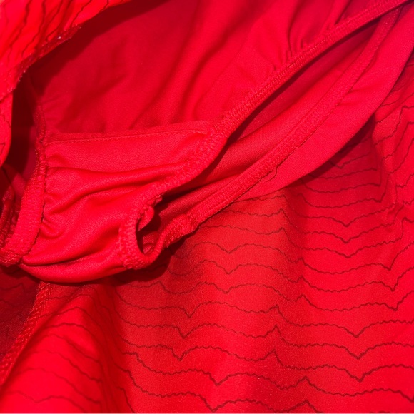 Nike dri fit orange and black striped shorts - Picture 4 of 8